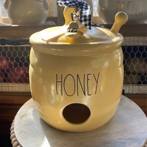 Rae Dunn honeypot birdhouse